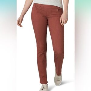 NWOT-Lee Women's Sculpting Slim Fit Slim Leg Pull on Jean-Cognac-16 Medium